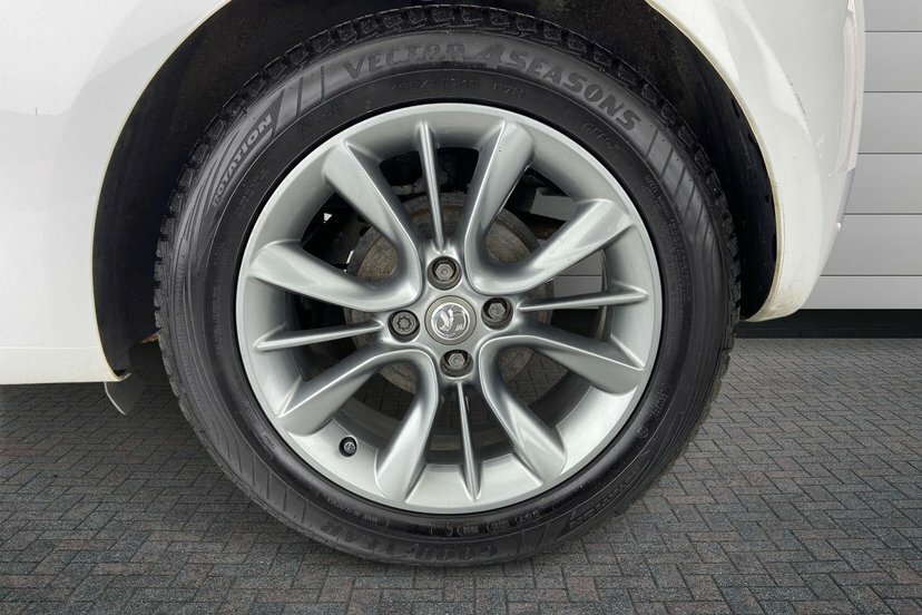 Vauxhall Adam 1.2I Jam Hatchback 70 Ps White #5