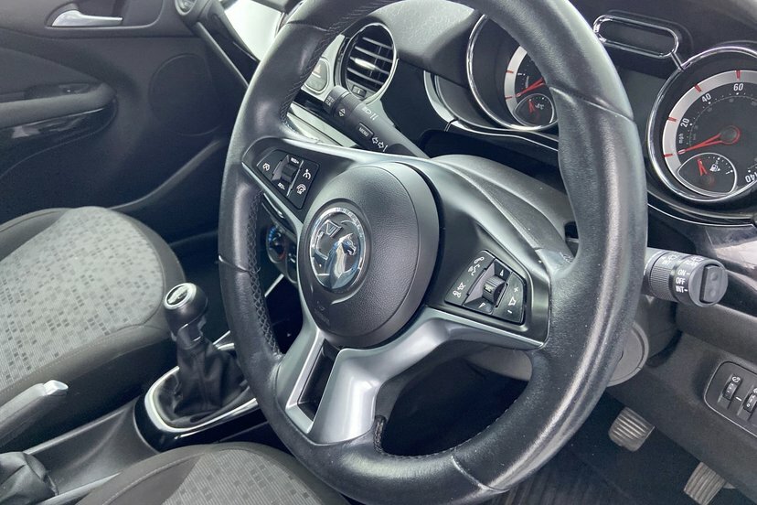 Vauxhall Adam Hatchback 1.4I Glam Euro 6 201666 White #24