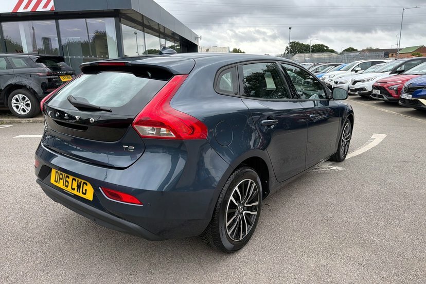 Volvo V40 2.0 D4 R-design Euro 6 Ss Black #25