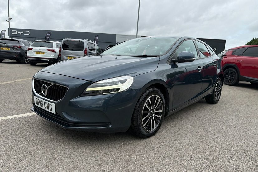 Volvo V40 2.0 D4 R-design Euro 6 Ss Black #16
