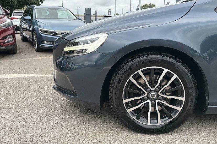 Volvo V40 2.0 D4 R-design Euro 6 Ss Black #17