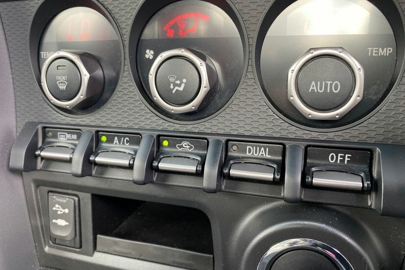 Toyota GT86 D-4s 2dr Grey #29