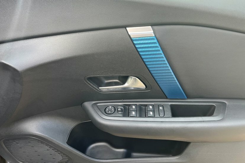 Citroen e-C4 50Kwh Shine Plus 7.4Kw Charger  #11
