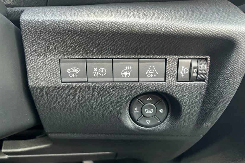 Citroen e-C4 50Kwh Shine Plus 7.4Kw Charger  #19