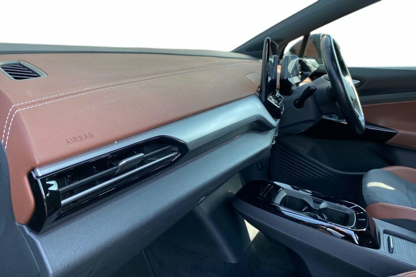 Volkswagen ID.4 Pure 52Kwh City Suv 148 Ps Grey #3