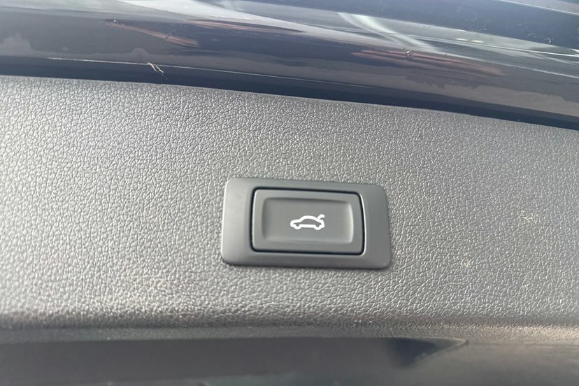 Audi Q5 2.0 Tdi 190 Quattro S Line Plus S Tronic White #18