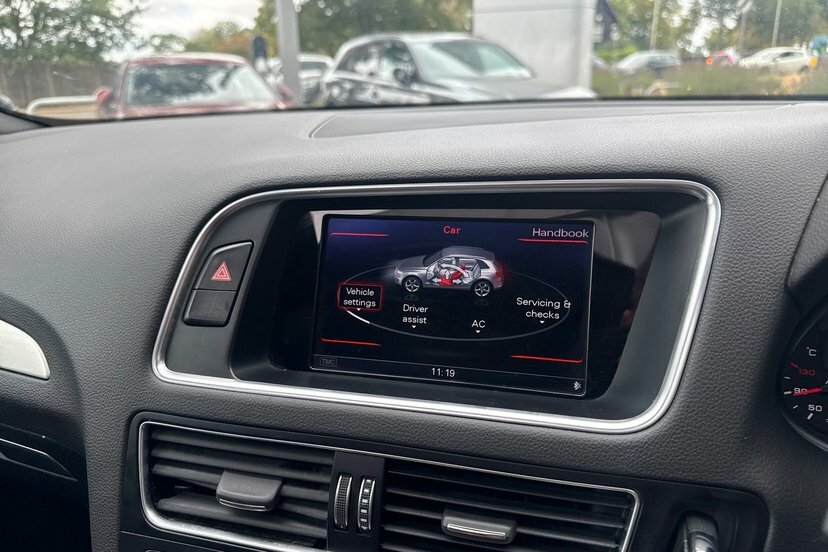 Audi Q5 2.0 Tdi 190 Quattro S Line Plus S Tronic White #34