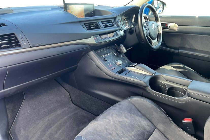 Lexus CT 1.8 200H Hatchback Hybrid E-cvt 136 Ps Blue #2