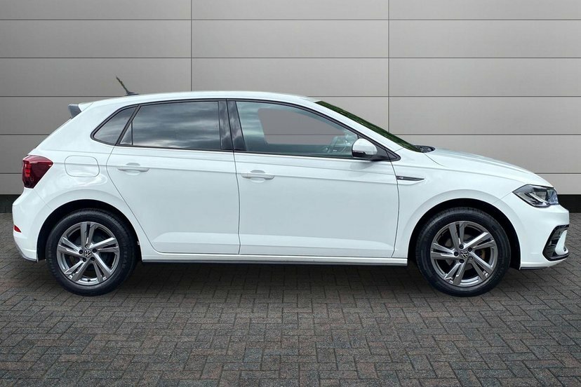 Volkswagen Polo 1.0 Tsi R-line Hatchback 95 Ps White #4