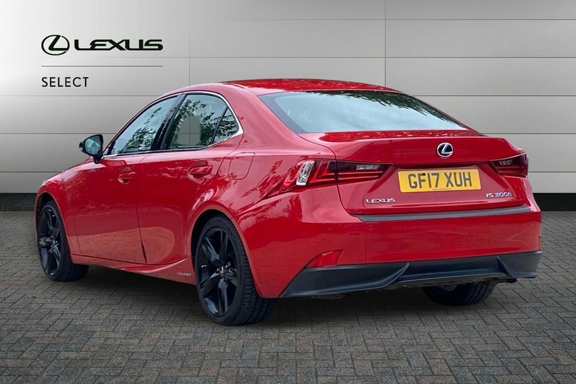 Lexus IS 2.5 300H Sport Saloon Hybrid E-cvt 223 Red #3