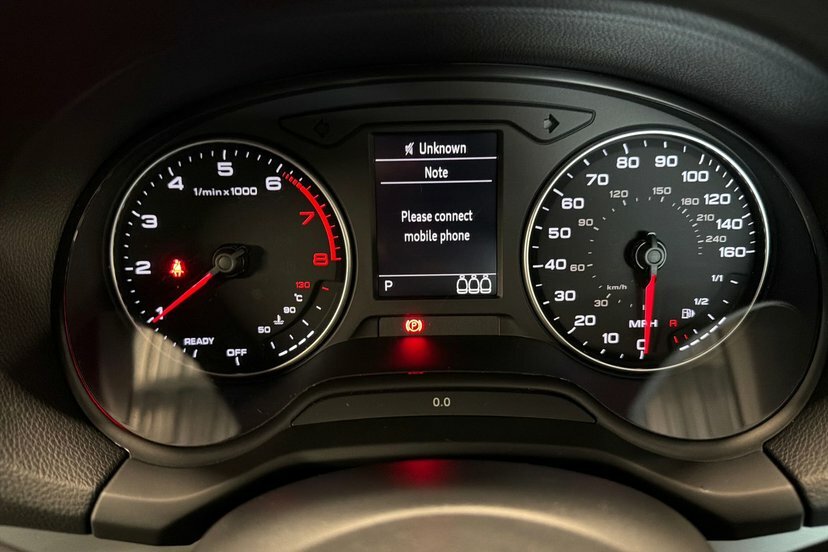 Audi Q2 1.0 Tfsi 30 Black Edition Euro 6 Ss Grey #30