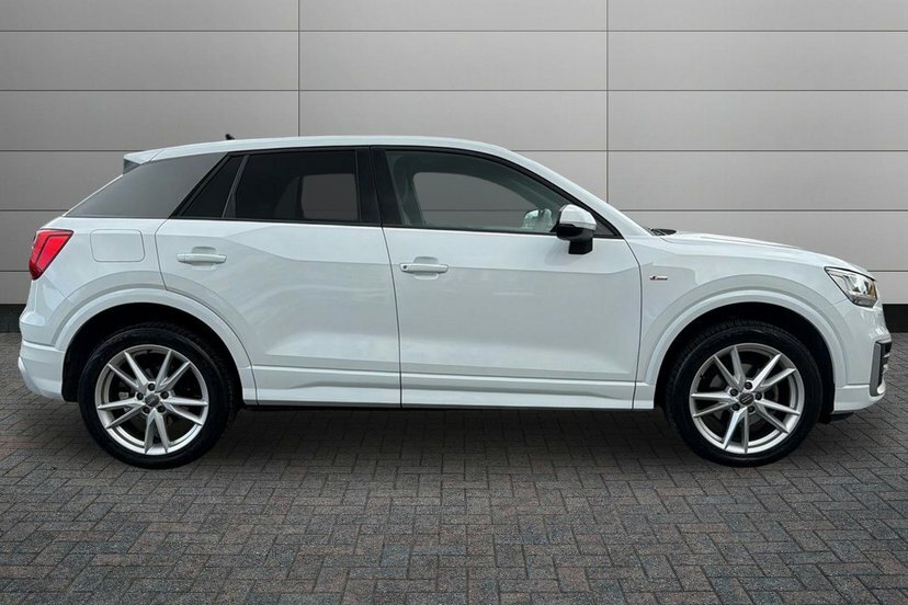 Audi Q2 1.5 Tfsi Cod 35 S Line Suv S Tronic 15 White #4