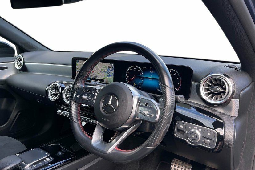 Mercedes-Benz A Class A180 Amg Line Executive Hatchback Blue #5