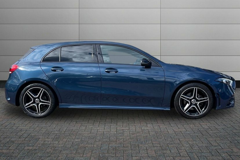 Mercedes-Benz A Class A180 Amg Line Executive Hatchback Blue #3