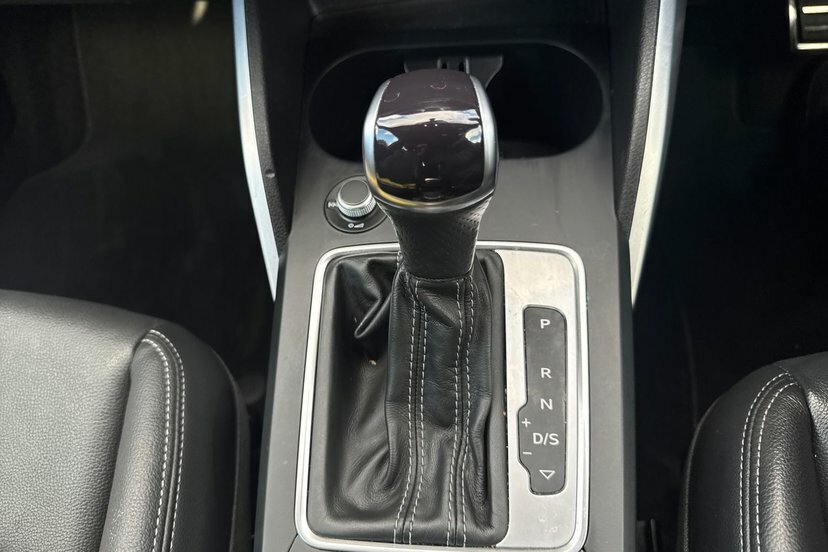 Audi Q2 Black Edition 35 Tfsi 150 Ps S Tronic White #32