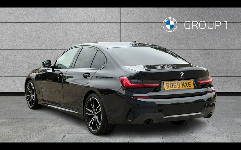 BMW 3 Series 2.0 320I M Sport Saloon 184 Ps Black #2