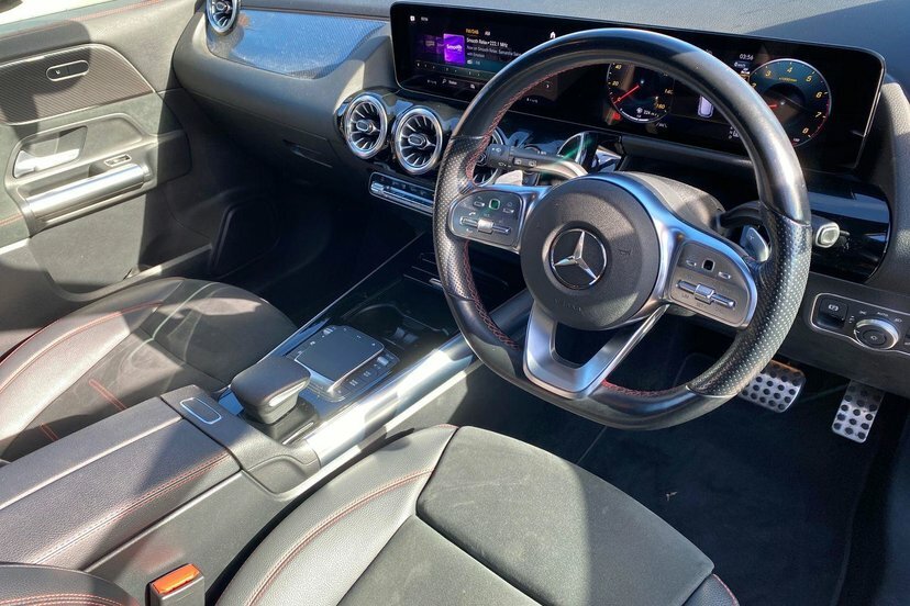 Mercedes-Benz GLA Class 1.3 Gla180 Amg Line Executive Suv 7G- Grey #4