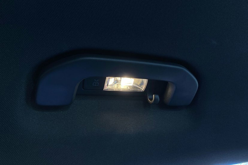 Mercedes-Benz GLA Class 250E Exclusive Edition Premium Plus Blue #28