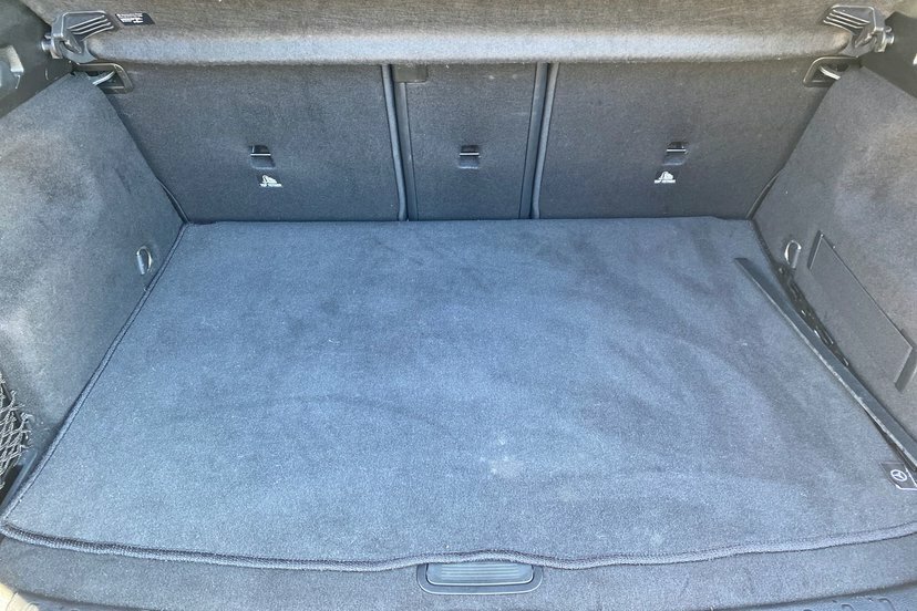 Mercedes-Benz GLA Class 250E Exclusive Edition Premium Plus Blue #34