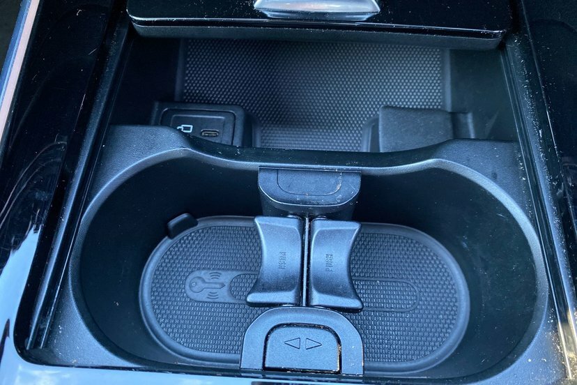 Mercedes-Benz GLA Class 250E Exclusive Edition Premium Plus Blue #49