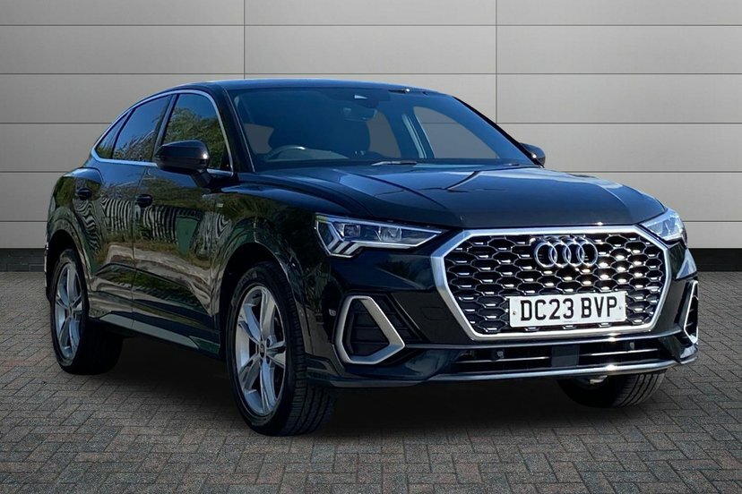 Audi Q3 1.5 Tfsi Cod 35 S Line Sportback Black