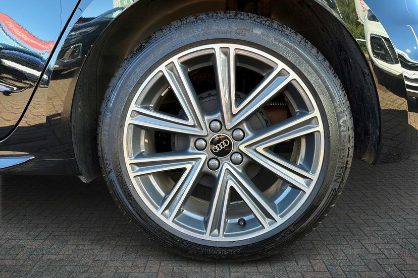 Audi A1 1.0 Tfsi 25 S Line Sportback S Tronic Black #5