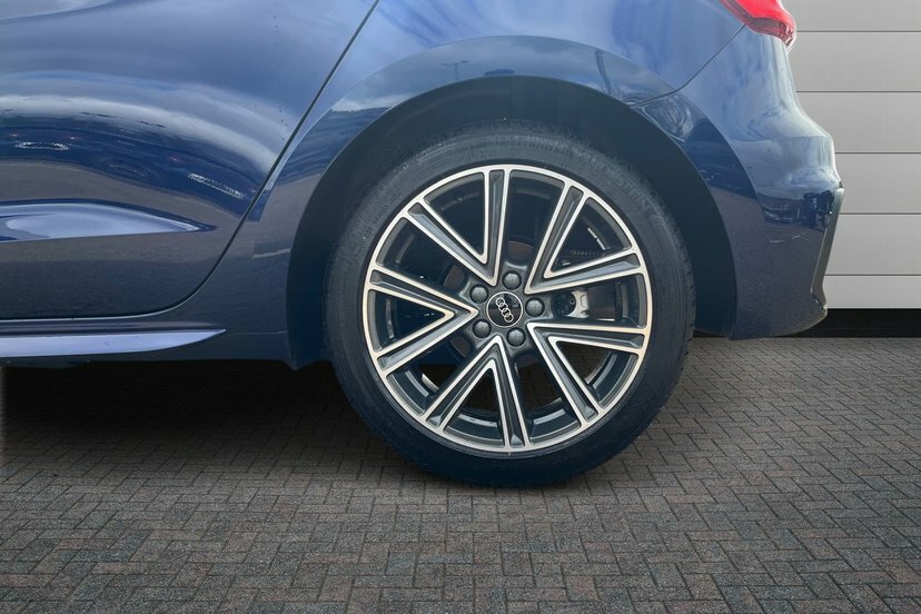 Audi A1 1.0 Tfsi 30 S Line Sportback S Tronic #4