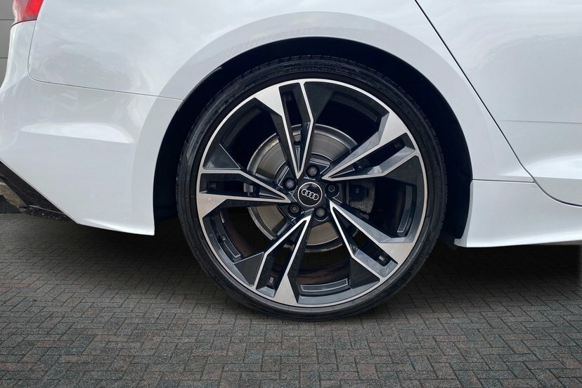 Audi A5 2.0 Tfsi 35 Black Edition Sportback S T White #5