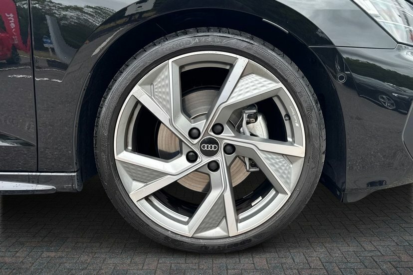 Audi A3 1.5 Tfsi 35 Black Edition Saloon S Tron Black #5