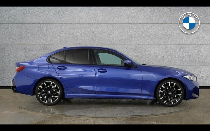 BMW 3 Series 320I M Sport Saloon Blue #2