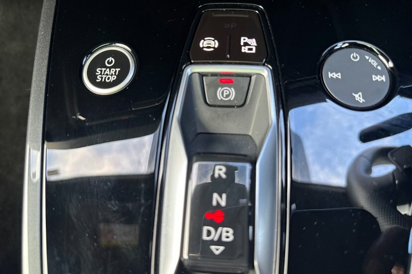 Audi Q4 E Tron 125Kw 35 55Kwh S Line 2022 Black #30