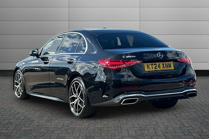 Mercedes-Benz C Class C300d Amg Line Premium Plus Black #2