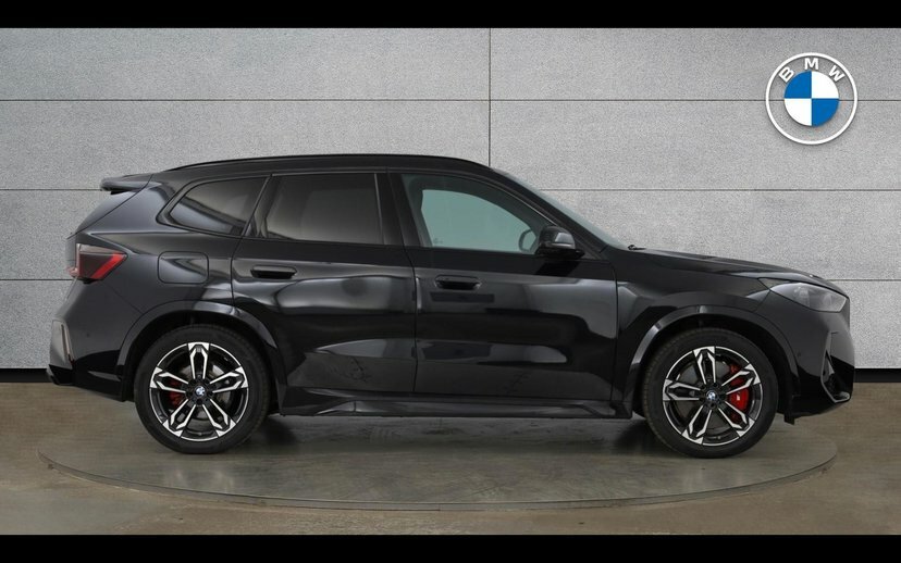 BMW iX1 Ix1 Xdrive30 M Sport Black #3