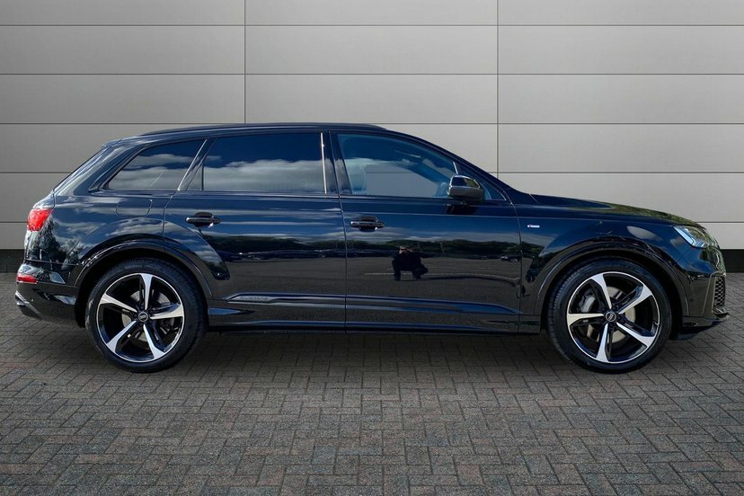 Audi Q7 3.0 Tfsi V6 55 Black Edition Suv Tiptro Black #4