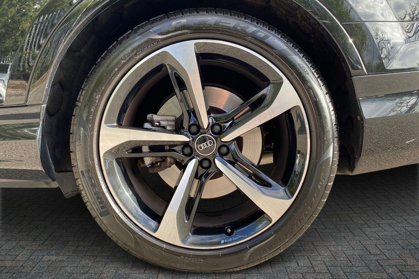 Audi Q7 3.0 Tfsi V6 55 Black Edition Suv Tiptro Black #5