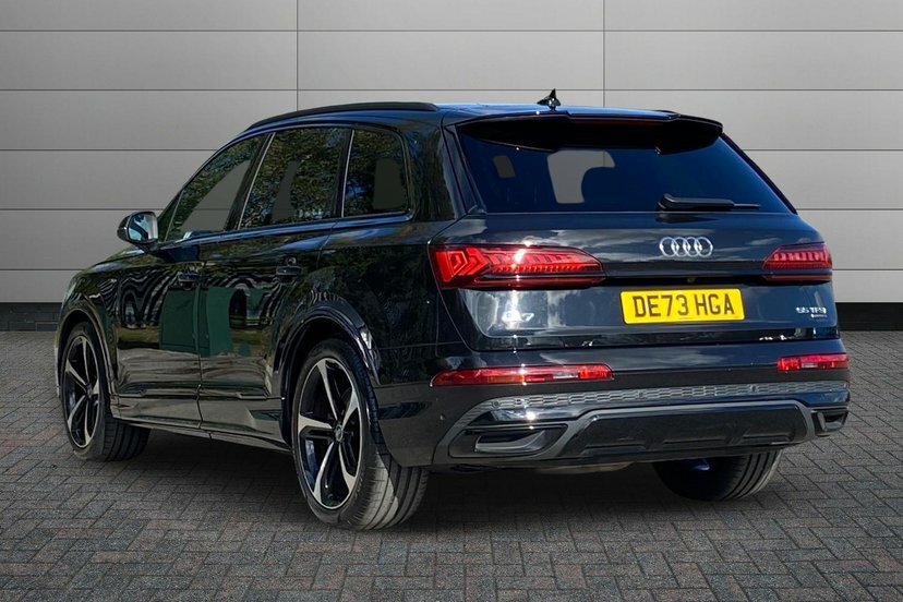 Audi Q7 3.0 Tfsi V6 55 Black Edition Suv Tiptro Black #3