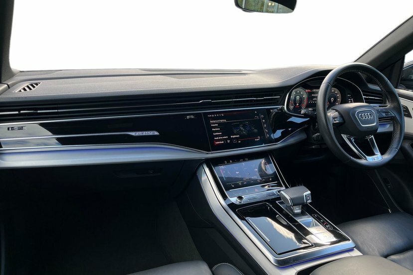 Audi Q8 3.0 Tfsi V6 55 S Line Suv Tiptronic Qua Black #2