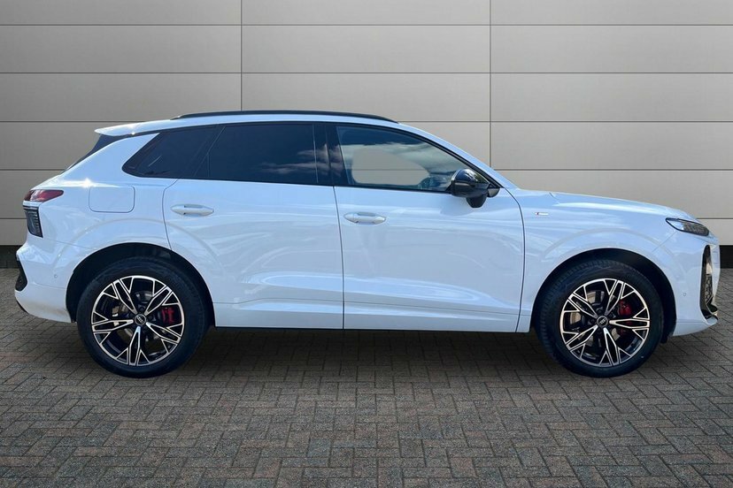 Audi Q3 2.0 Tfsi Launch Edition Suv S Tronic Qu White #4