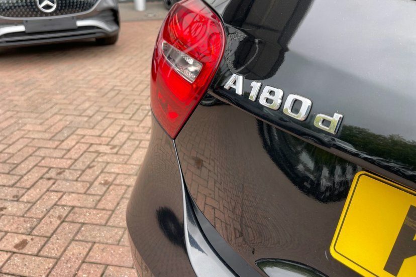 Mercedes-Benz A Class 1.6 A160 Se Executive 7G-dct Grey #33