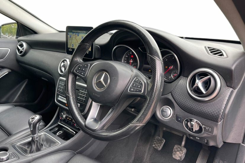 Mercedes-Benz A Class 1.5 A180d Sport Executive Hatchback M Black #5