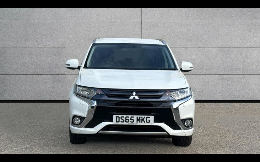 Mitsubishi Outlander 2.3 Di-d Gx 3 147 Bhp White #16