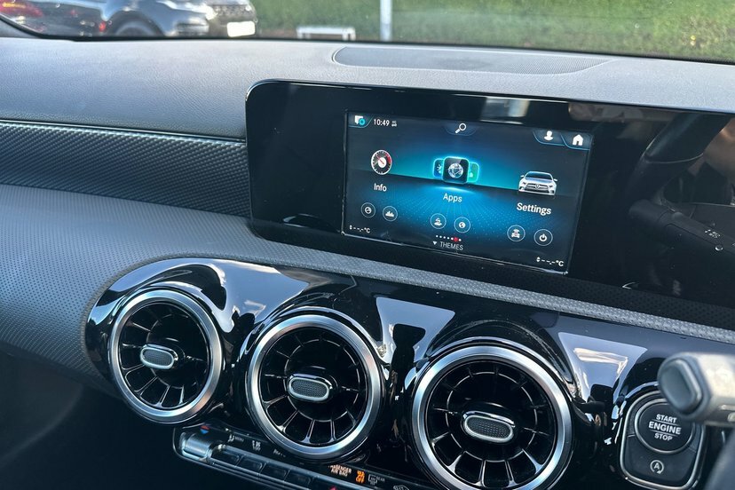 Mercedes-Benz A Class 1.3 A200 Amg Line Executive 7G-dct Grey #41