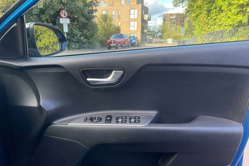 Kia Stonic Gt-line Isg Mhev 10,959 #11