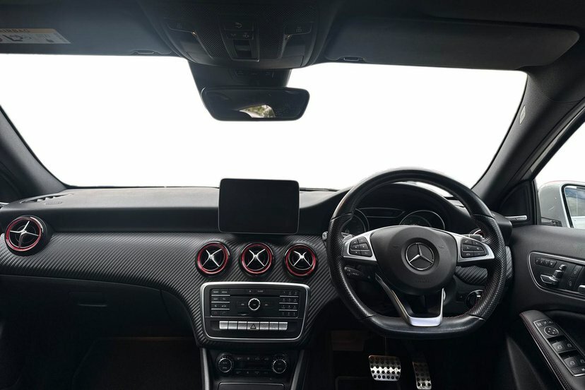 Mercedes-Benz A Class 2.0 A250 Amg Premium Hatchback 7G-dct Silver #6