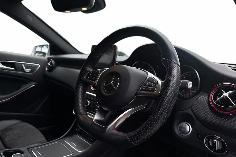 Mercedes-Benz A Class 2.0 A250 Amg Premium Hatchback 7G-dct Silver #5