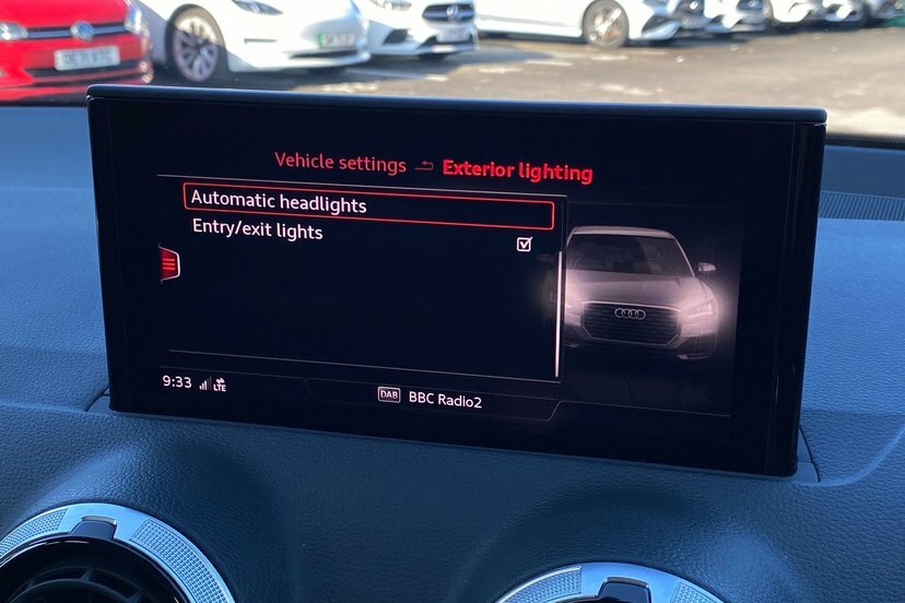 Audi Q2 35 Tfsi Black Edition S Tronic Cs Blue #20