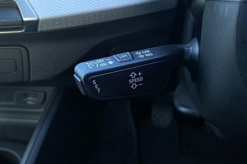 Audi Q2 35 Tfsi Black Edition S Tronic Cs Blue #36