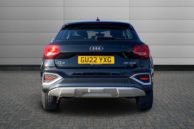 Audi Q2 35 Tfsi Black Edition S Tronic Cs Blue #11