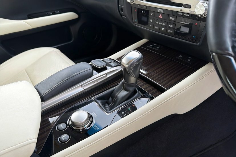 Lexus GS 300H F Sport Blue #8
