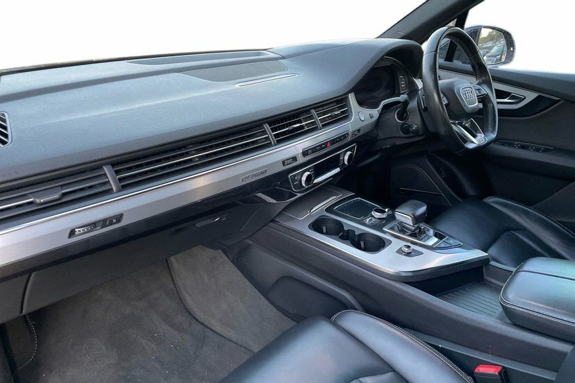 Audi Q7 3.0 Tdi V6 S Line Suv Tiptronic Quattro Black #2